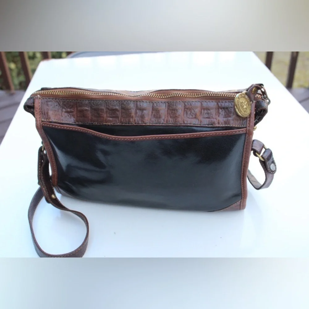 Vintage Brahmin cross body bag